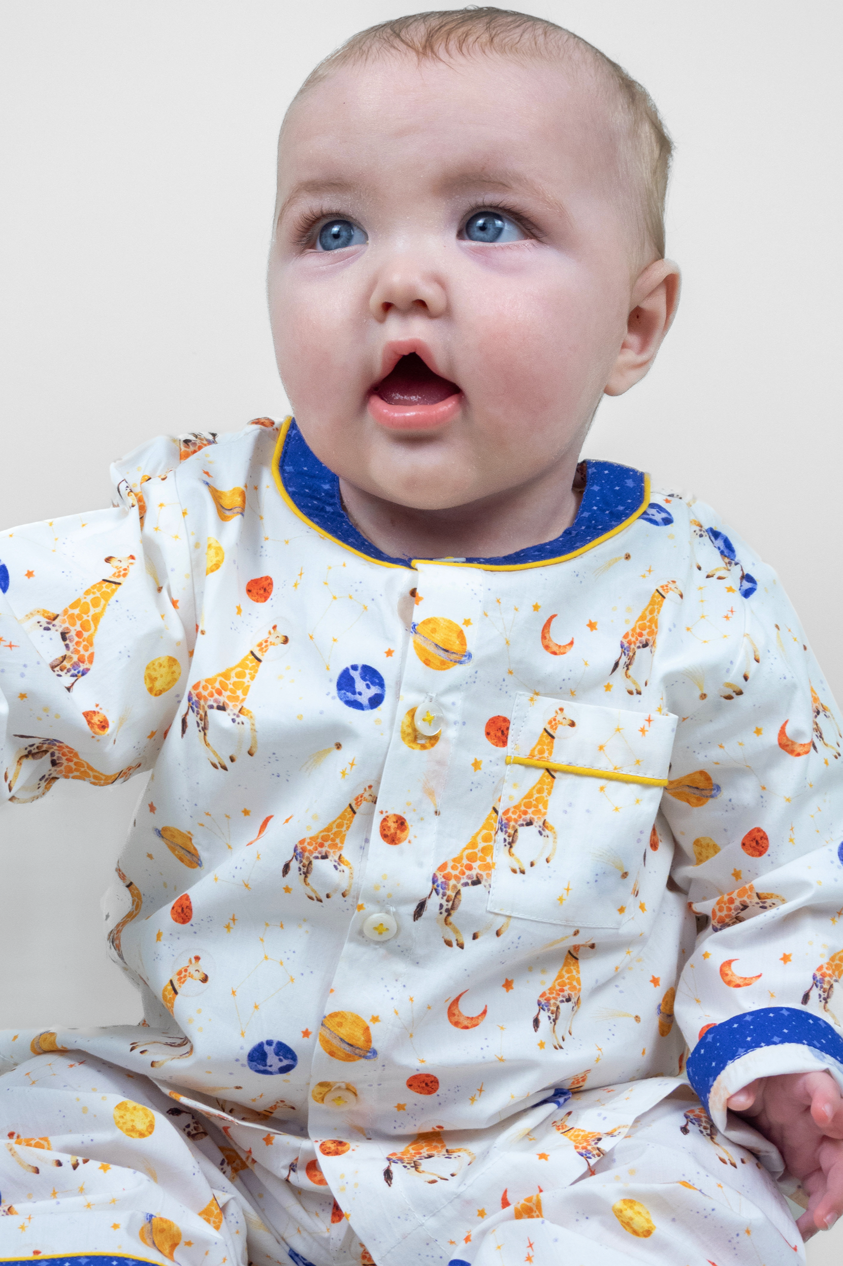 giraffe space odyssey - organic cotton baby pyjama set